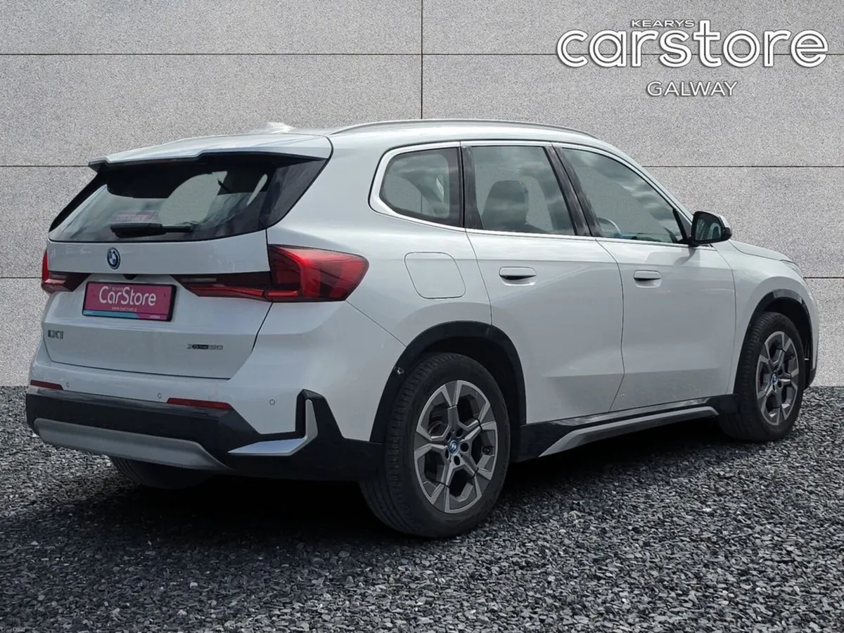 BMW iX1 Ix1 Xdrive 30 X Line  xDrive30 xLine  313 - Image 3