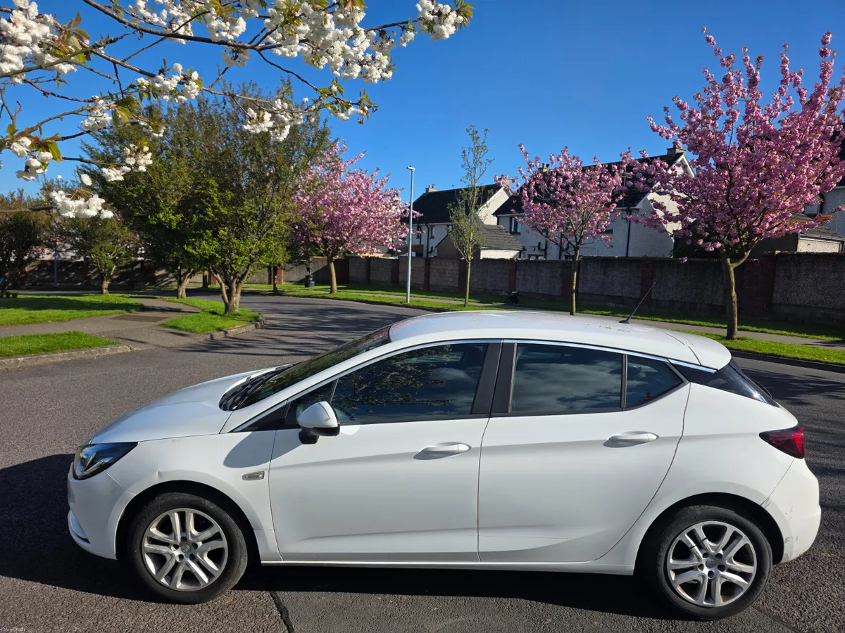 Vauxhall Astra  ( NCT and TAX )! - Image 4