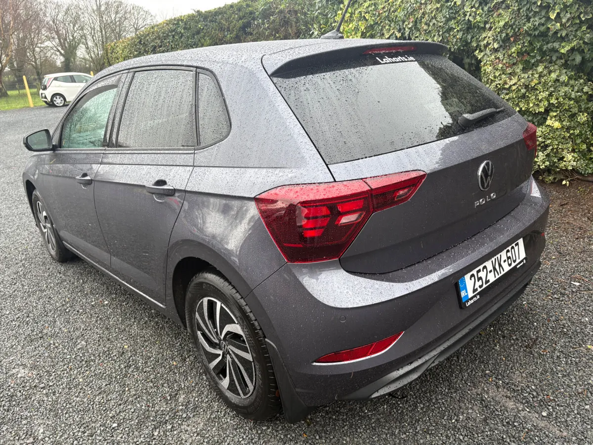Volkswagen Polo 2025 Automatic - Image 3