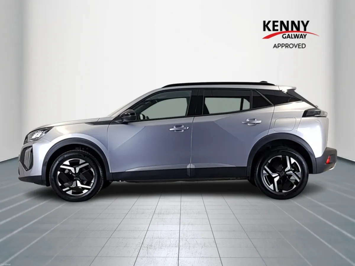 Peugeot 2008 *Deposit taken* ALLURE 1.2 PURETECH M - Image 4