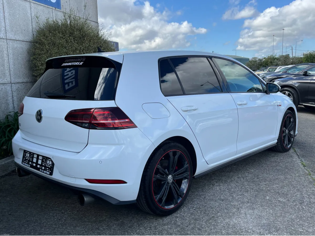 Volkswagen Golf GTI AUTOMATIC 2.0 PETROL //REVERSE - Image 4