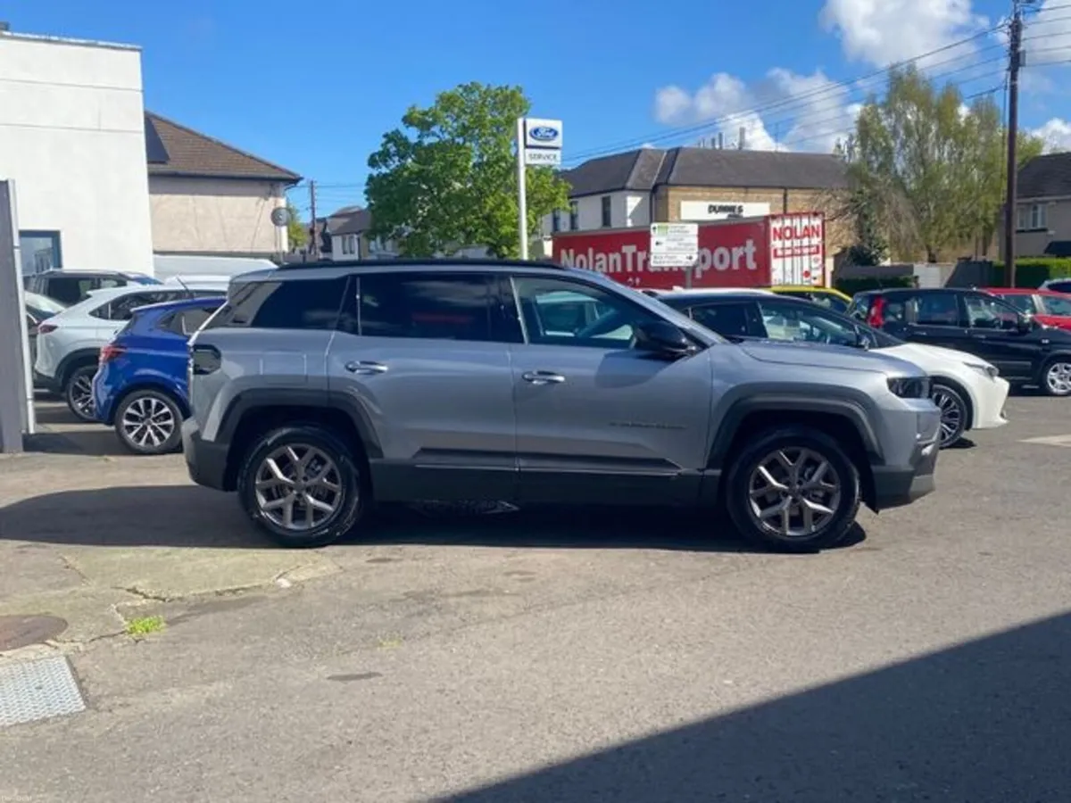 Jeep Compass First Edition MHEV - Image 4