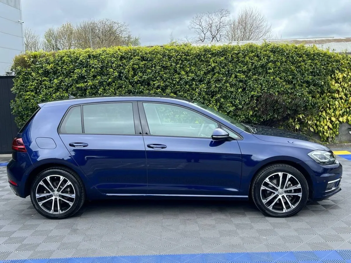 Volkswagen Golf COMFORTLINE 2.0 TDI AUTO // VERY L - Image 2