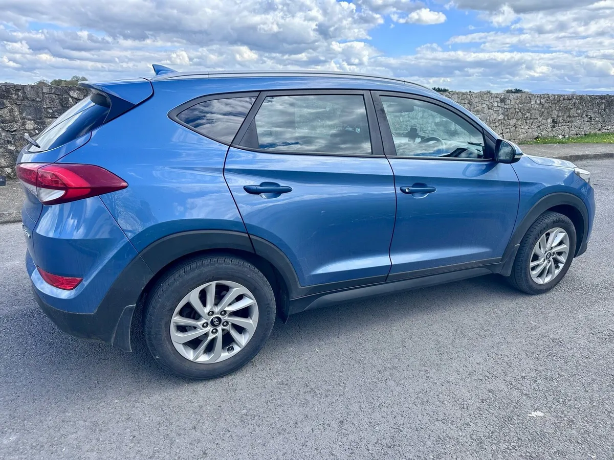 Hyundai Tucson 2016 Executive - Image 2