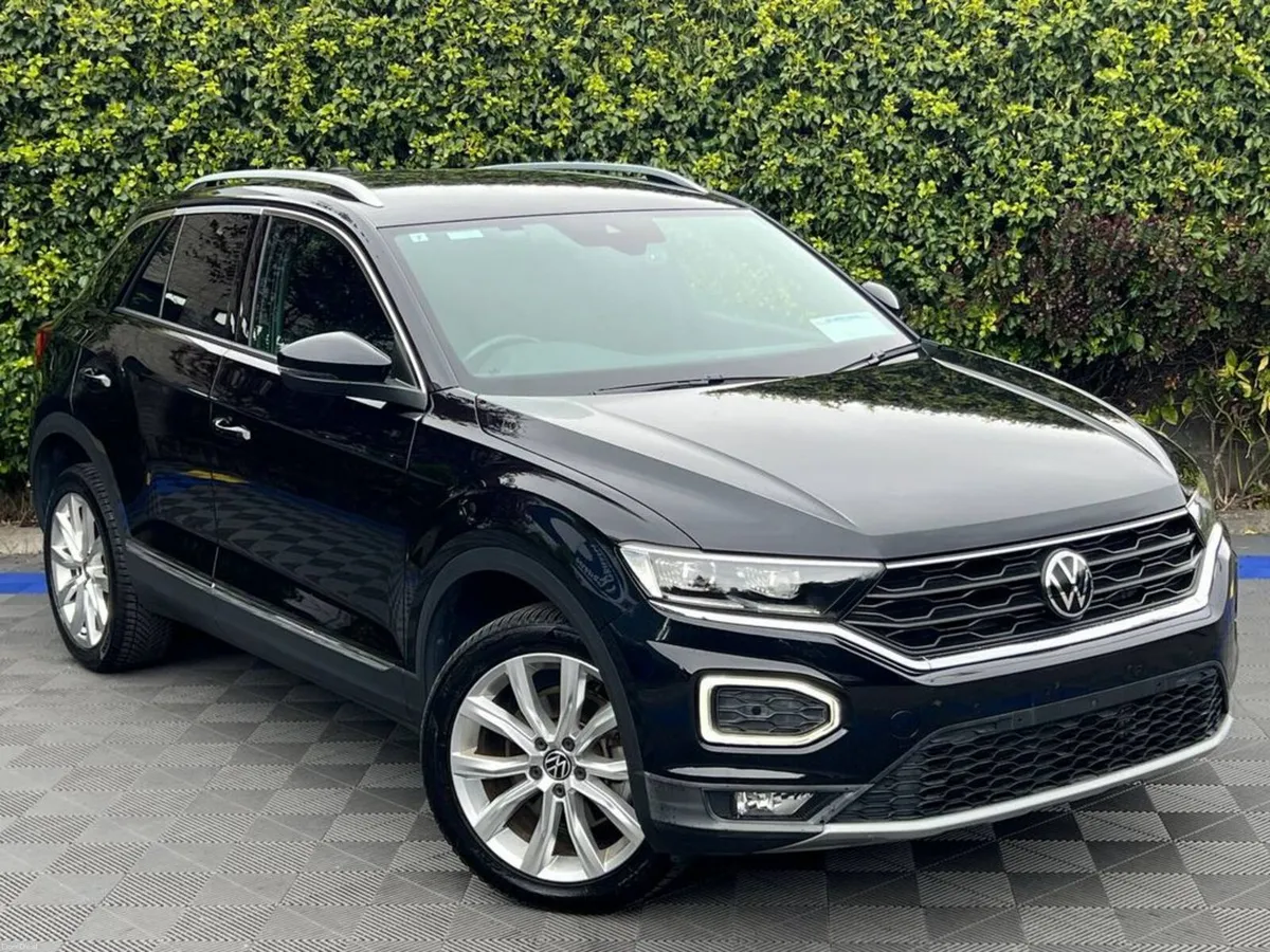 Volkswagen T-Roc SPORT 2.0 TDI AUTO // SERVICE HIS - Image 1