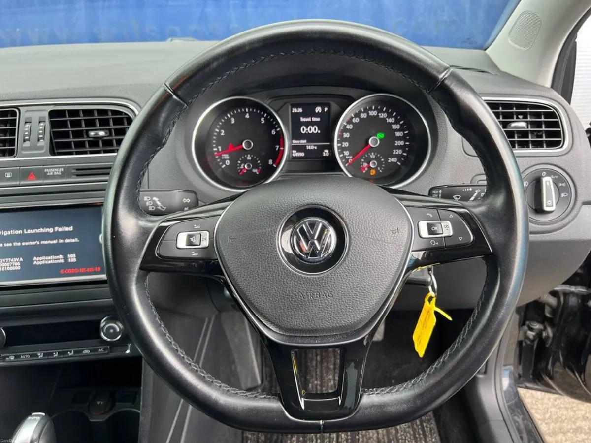 Volkswagen Polo COMFORTLINE 1.2 TSI // DIGITAL CLI - Image 4