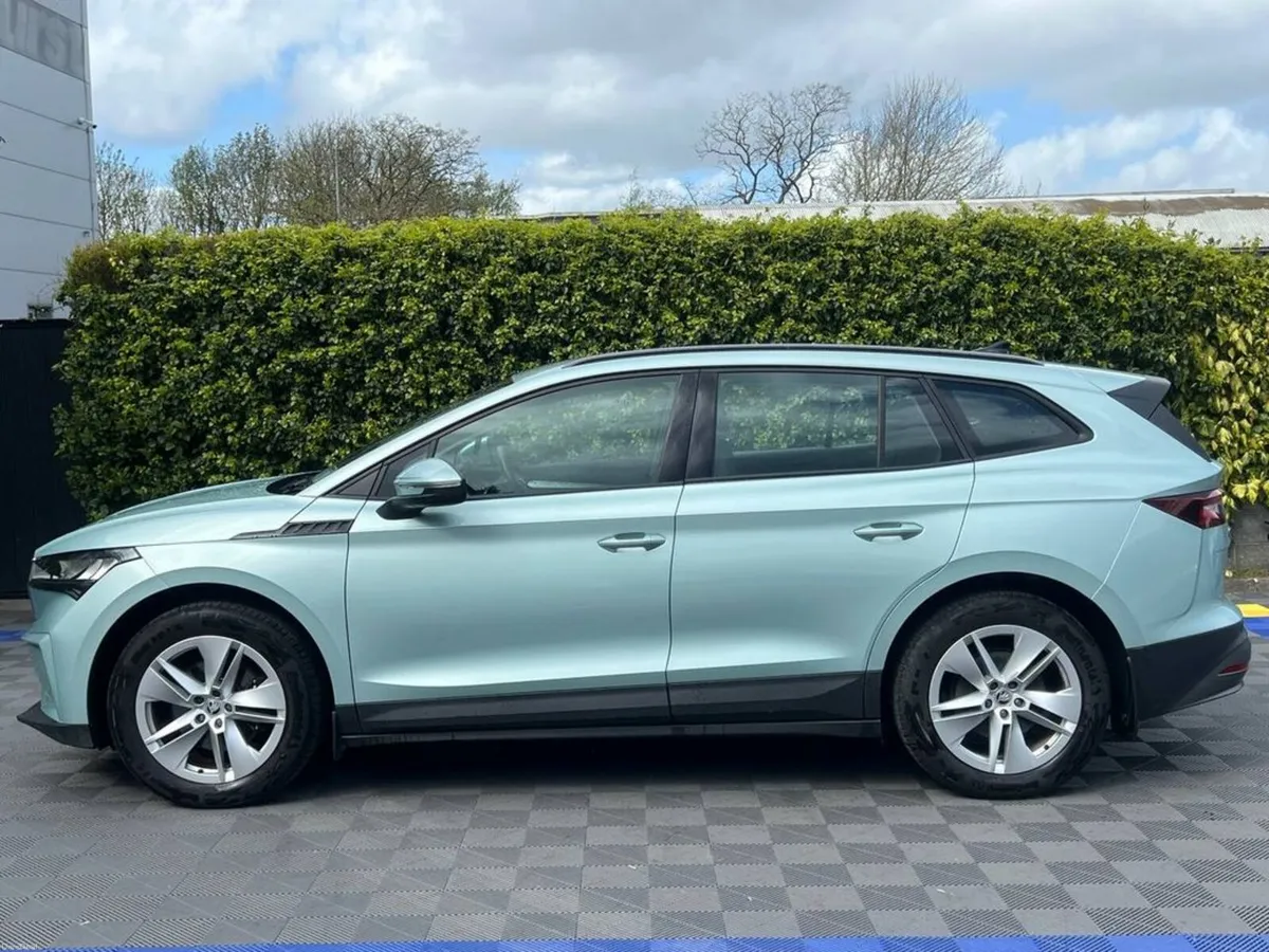 Skoda Enyaq IV 60 // VERY LOW MILEAGE // APPLE CAR - Image 3