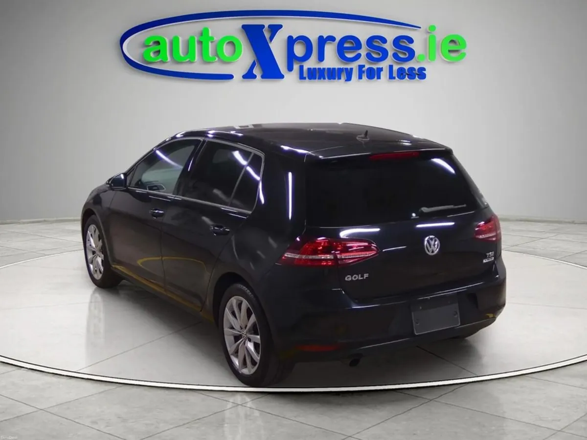 Volkswagen Golf 1.2 TSI COMFORTLINE, Low mileage - Image 3