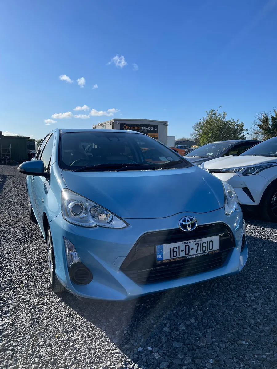 Toyota Aqua 2016 Push start automatic - Image 1