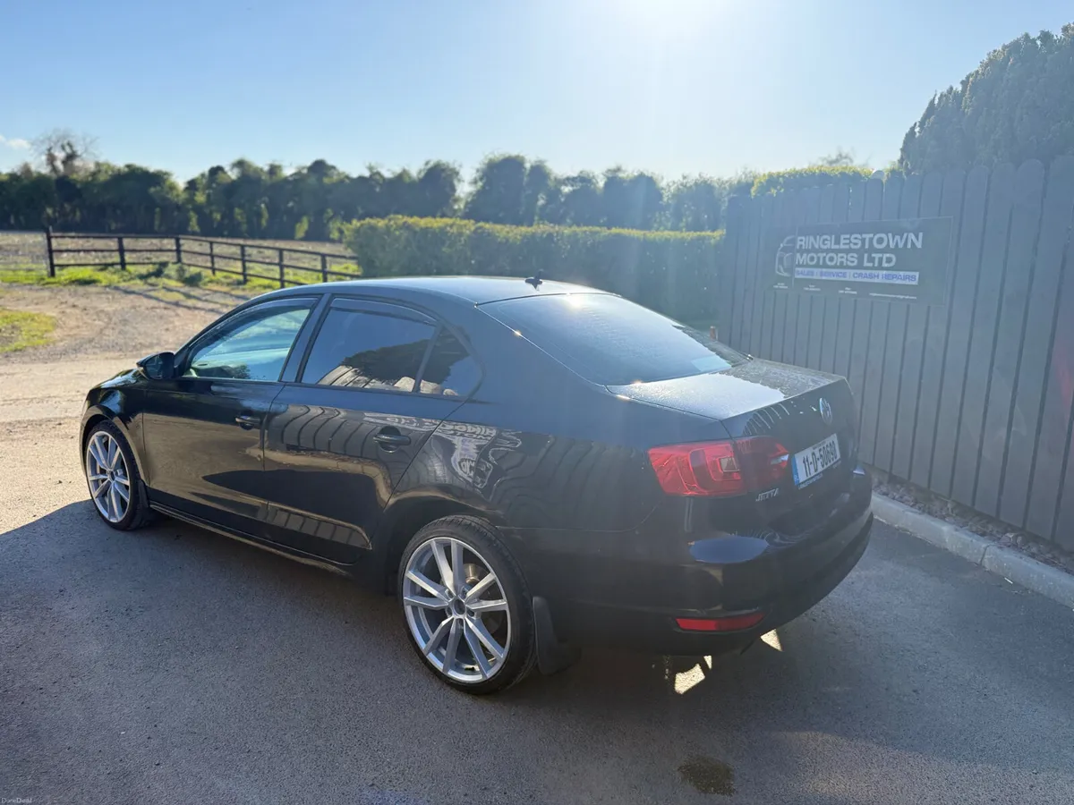 VW Jetta 1.6TDI - Image 4