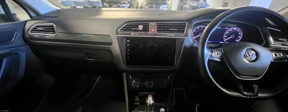 Car - Image 4