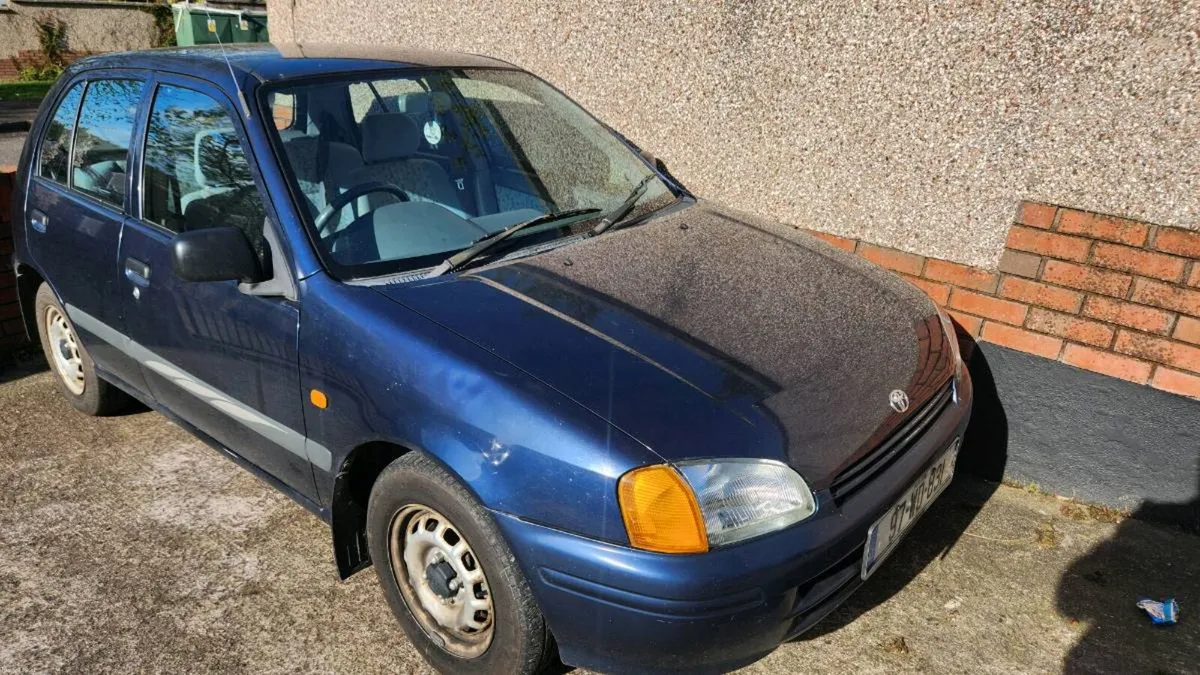 Starlet only 74k As new - Image 2