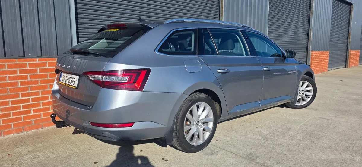 Skoda Superb 2021 - Image 2