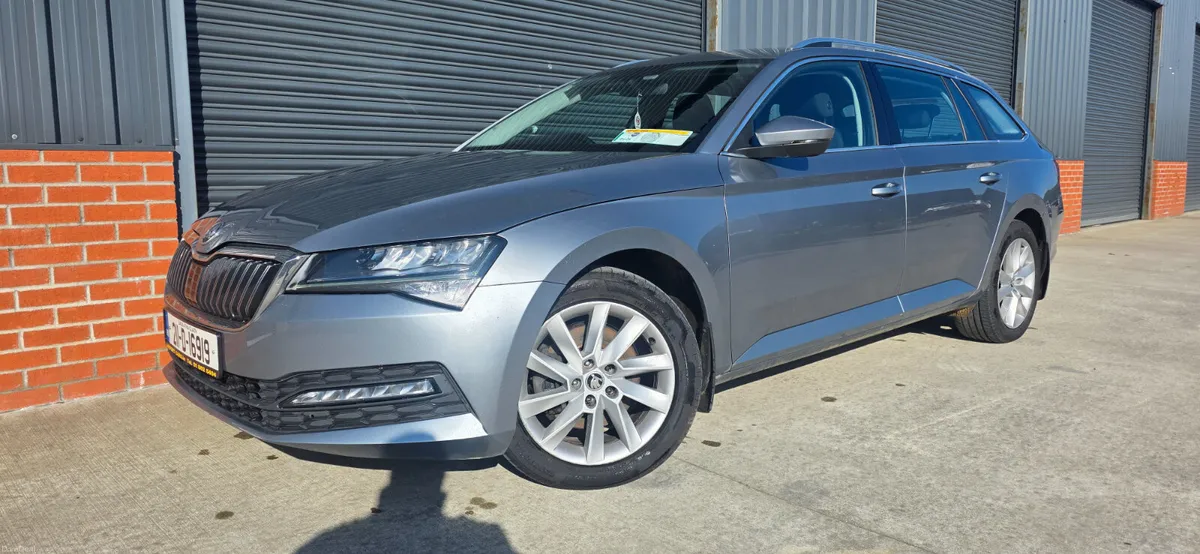 Skoda Superb 2021 - Image 5