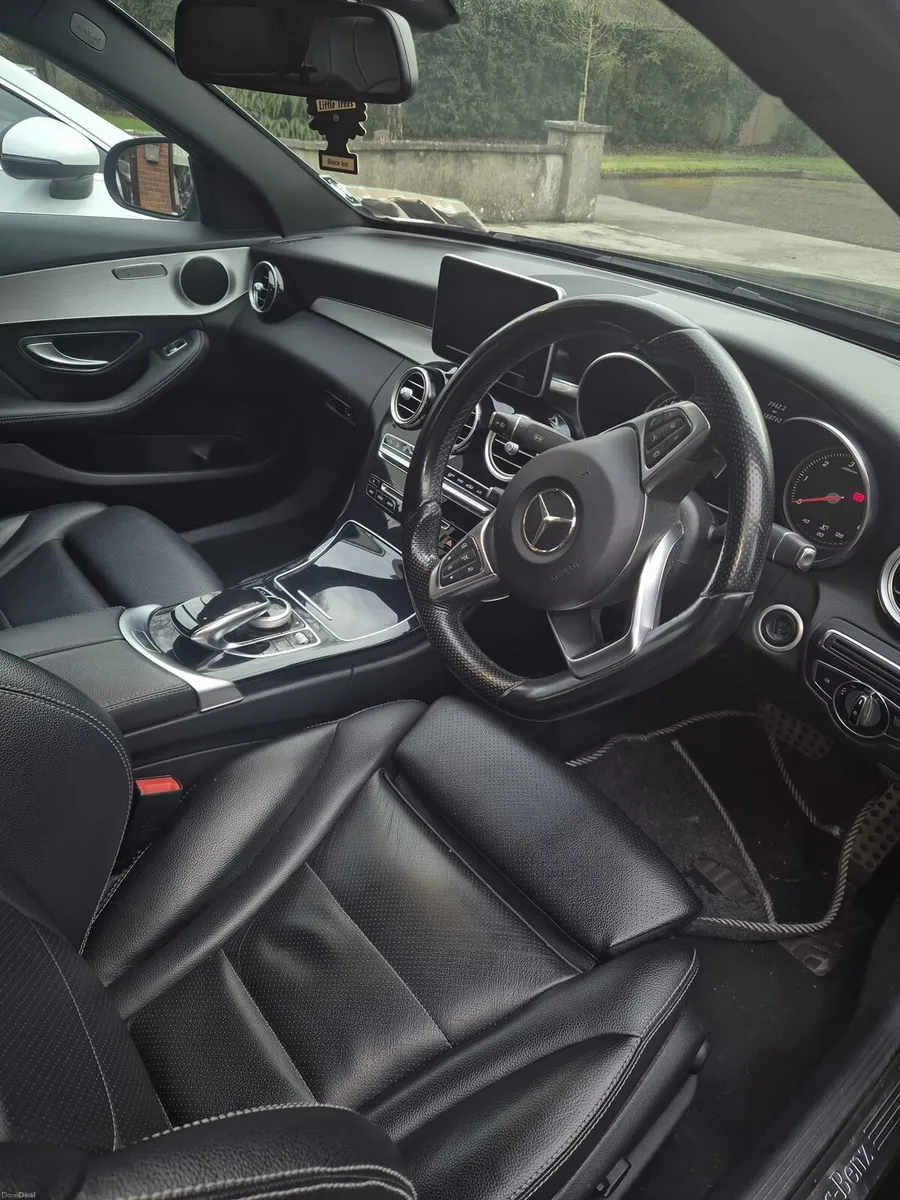 C220d AMG Line - Image 6