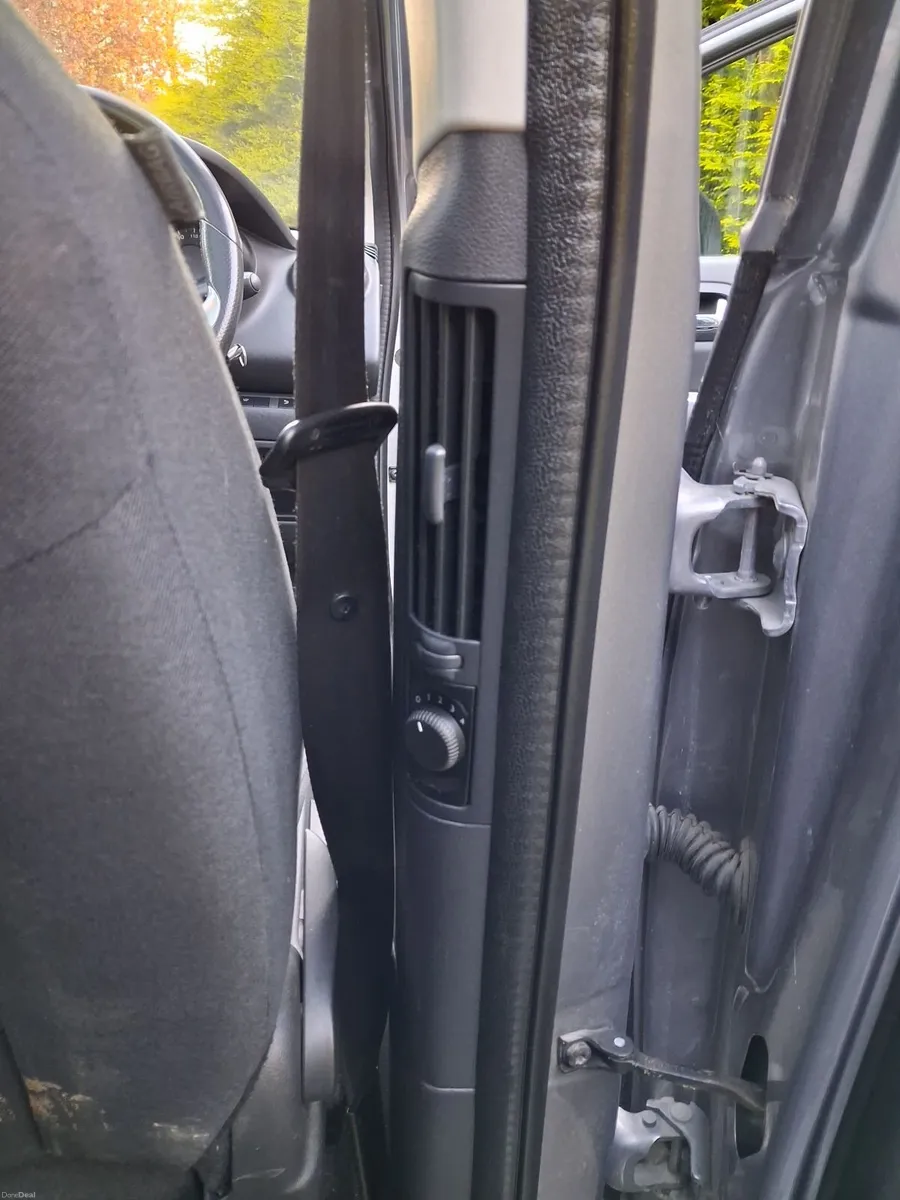 Peugeot 5008 2016 - Image 3