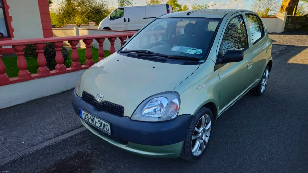 Toyota Yaris - Image 1