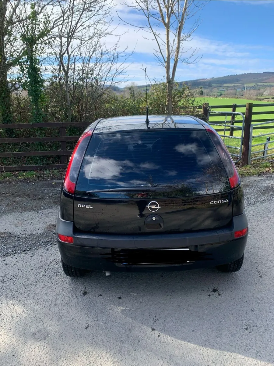 Black Opel Corsa 2002 - Image 2