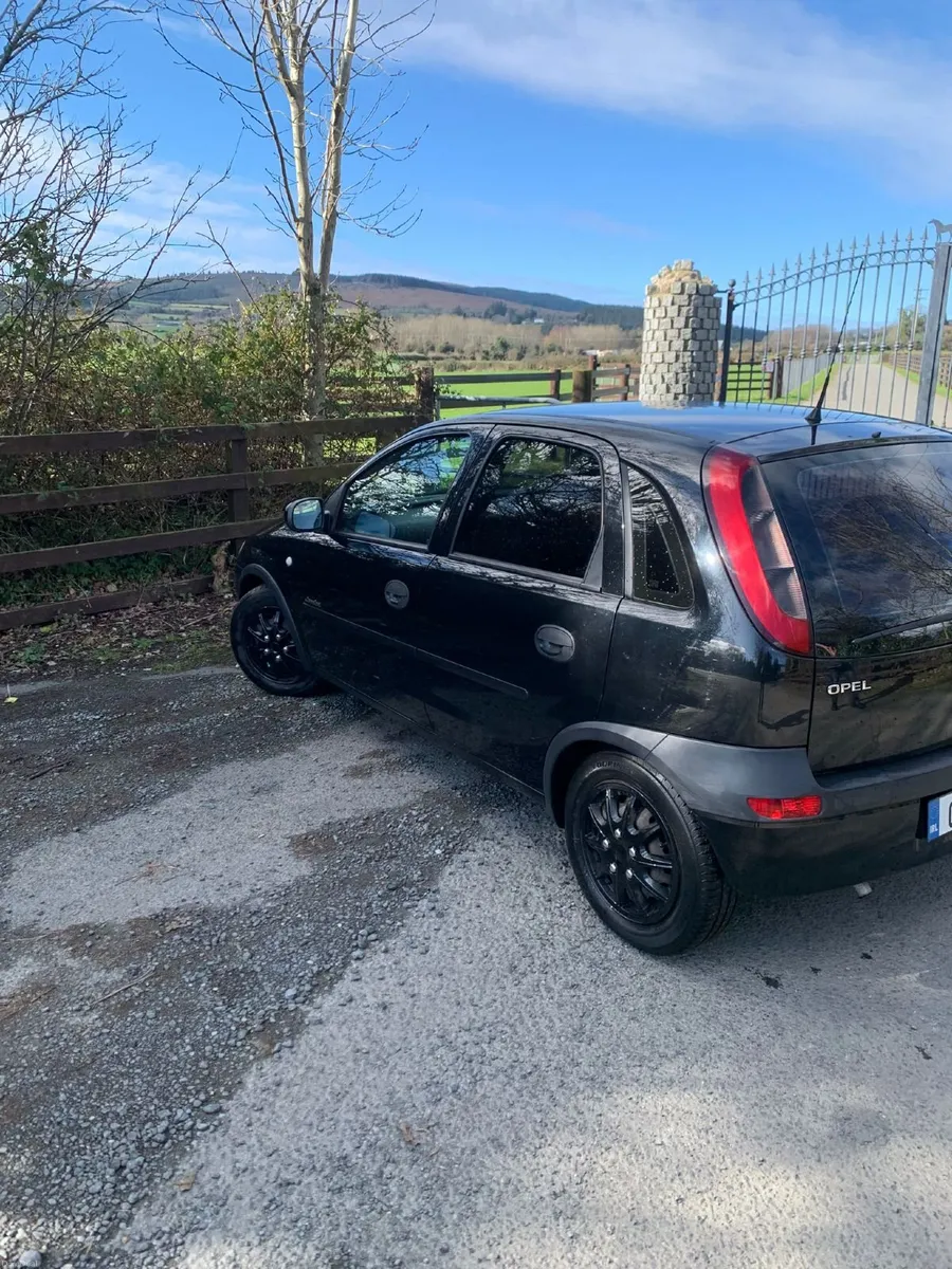 Black Opel Corsa 2002 - Image 3