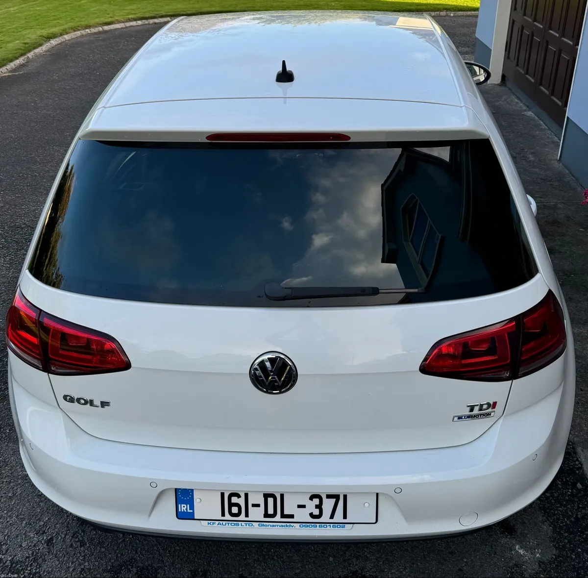 2016 Volkswagen Golf HIGHLINE 1.6 TDI - Image 4