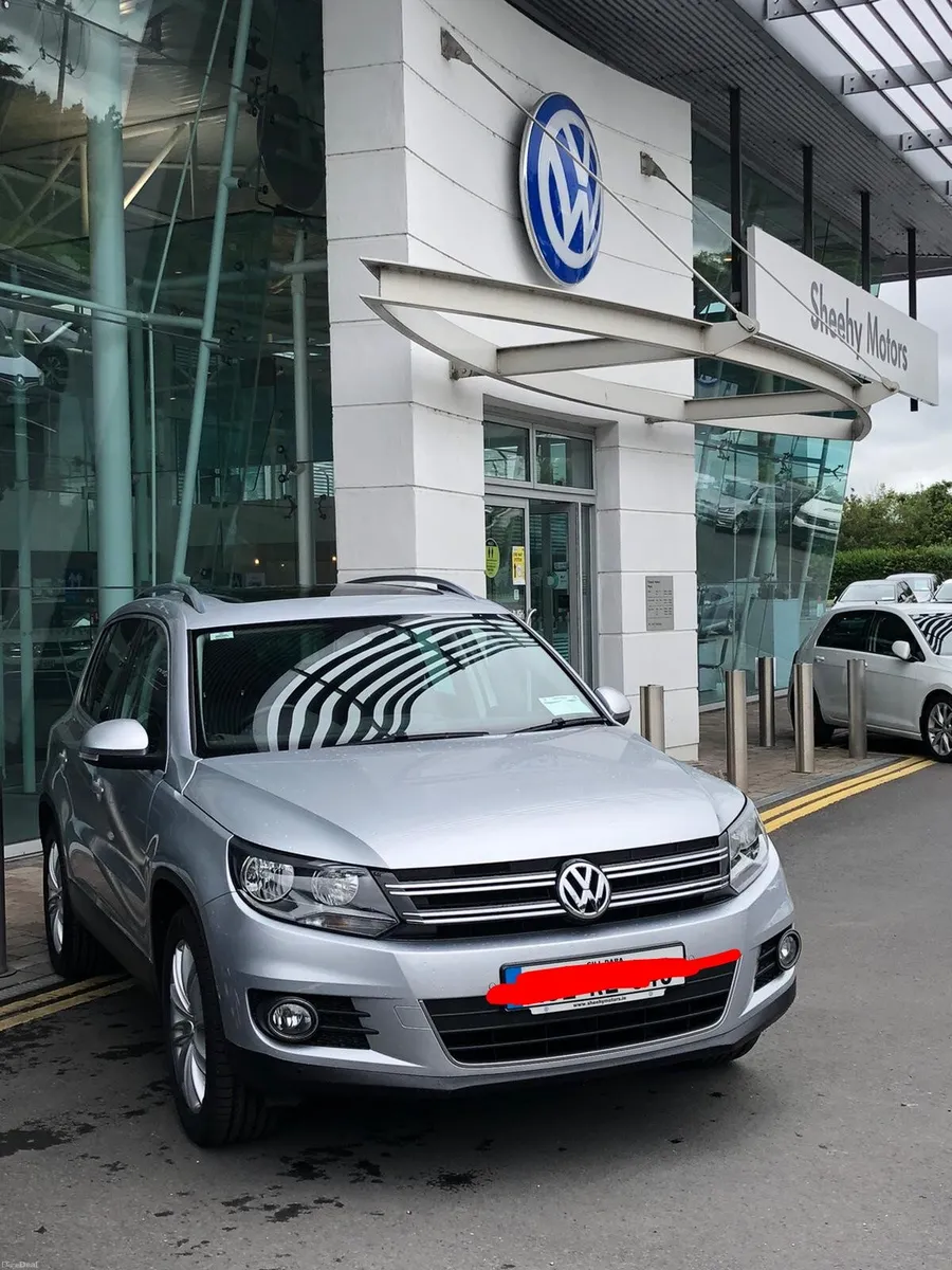VW Tiguan 2016 2.0TDI LOW MILEAGE - Image 1