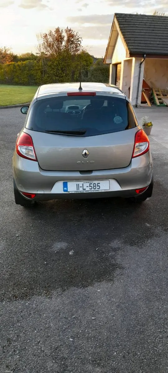 2011 Renault Clio. Excellent condition, 181276km - Image 4