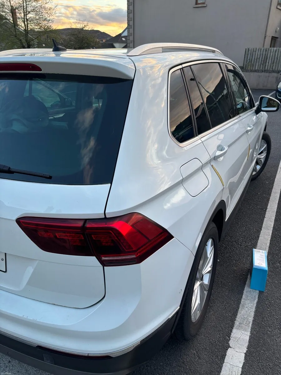 Volkswagen Tiguan 171 2.0 diesel - Image 2