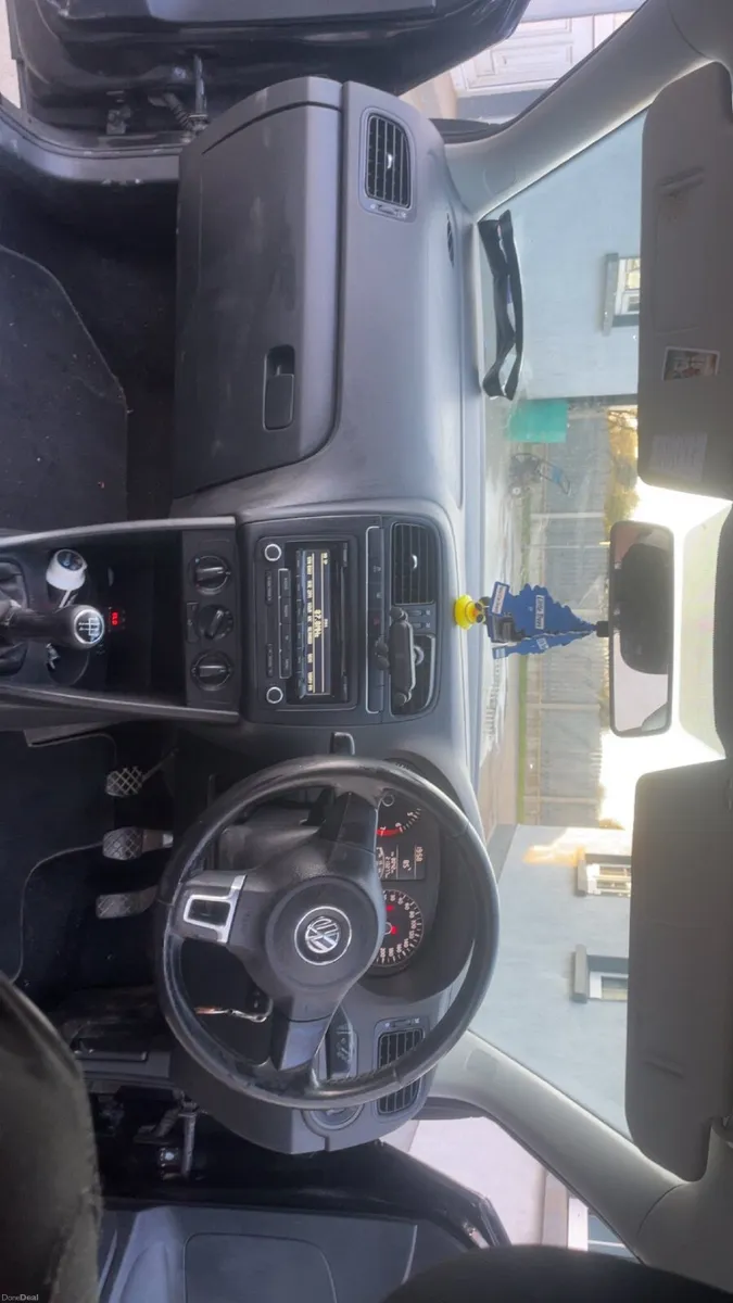 Volkswagen Polo 2012 - Image 2