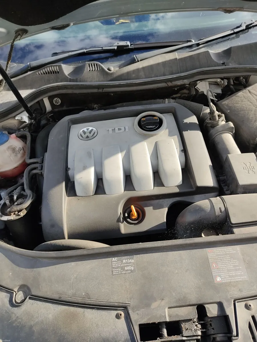 Volkswagen Passat 2008 - Image 3