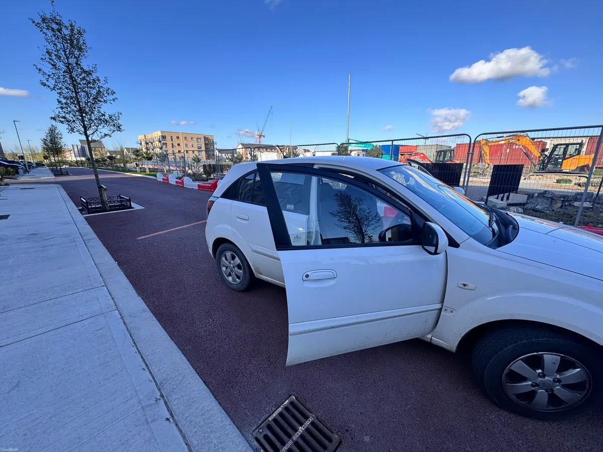 Kia rio strike - Image 4