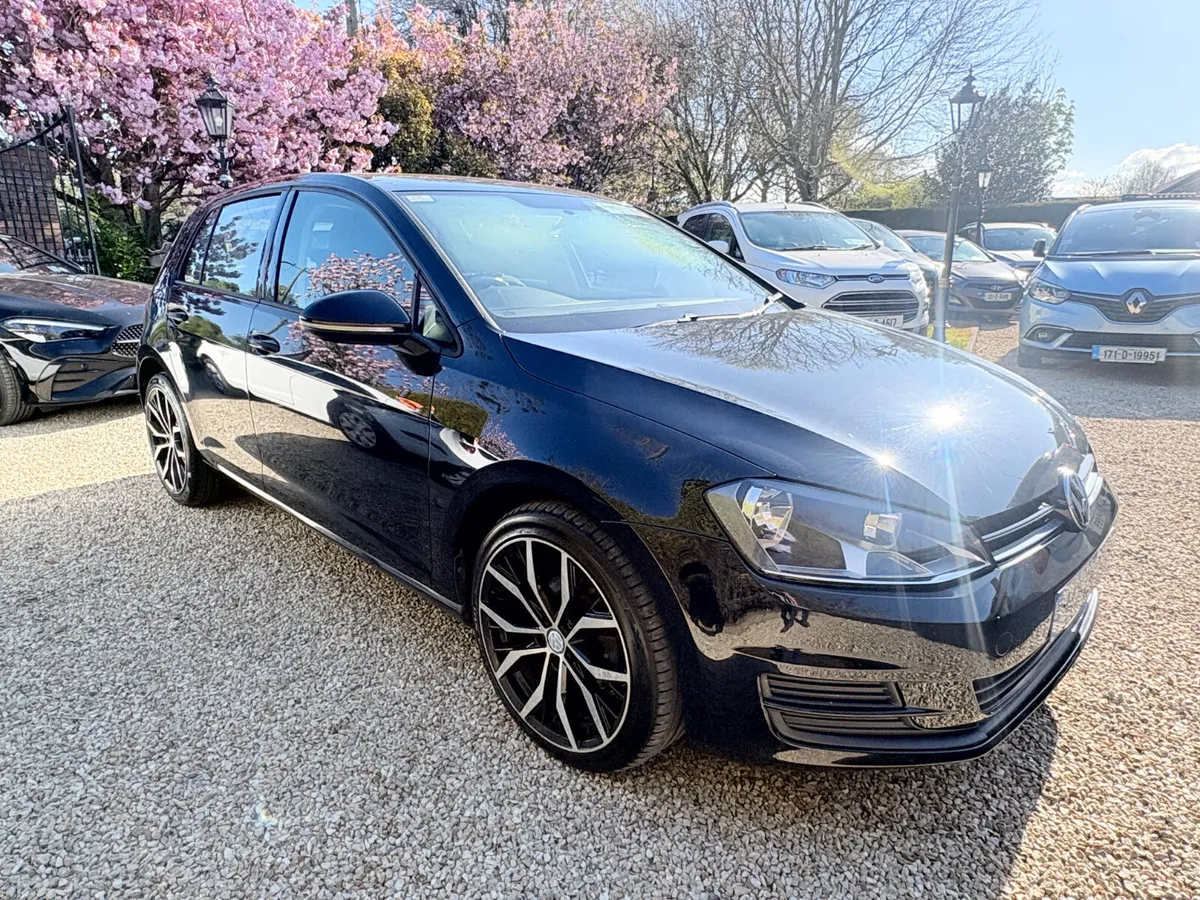 Volkswagen Golf 2014 1.6 diesel Trendline - Image 1