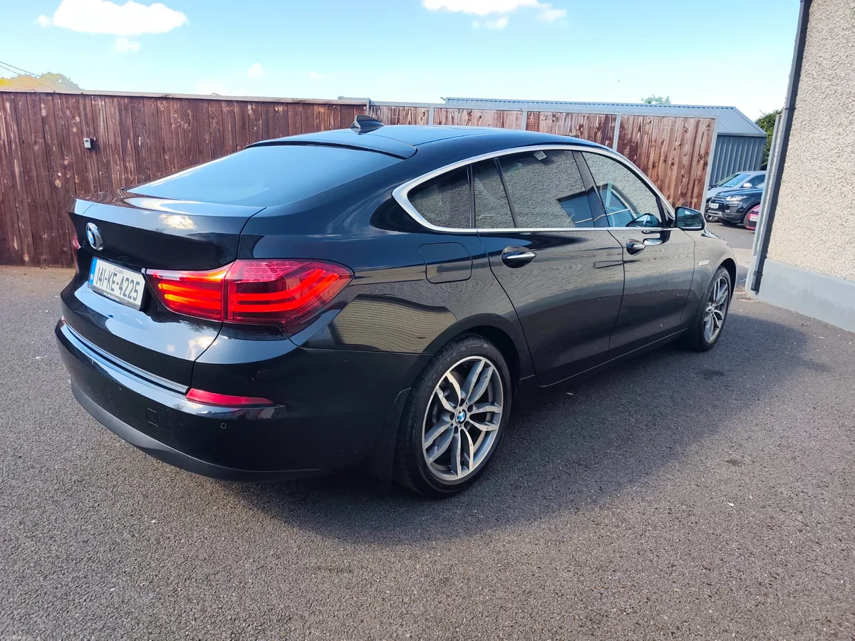 BMW 520D GT LUXURY LOW KM PAN ROOF - Image 2
