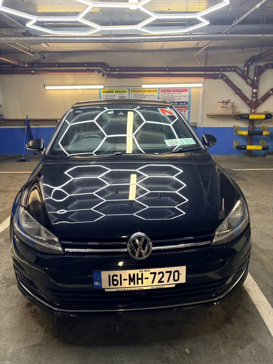 161 Volkswagen Golf TSI Bluemotion Highline - Image 2