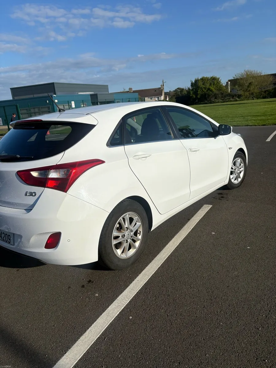 2016 Hyundai i30 SE BLUE DRIVE 110PS 5DR - Image 3