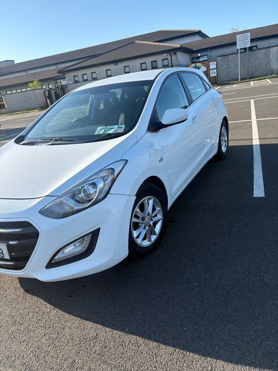 2016 Hyundai i30 SE BLUE DRIVE 110PS 5DR - Image 4