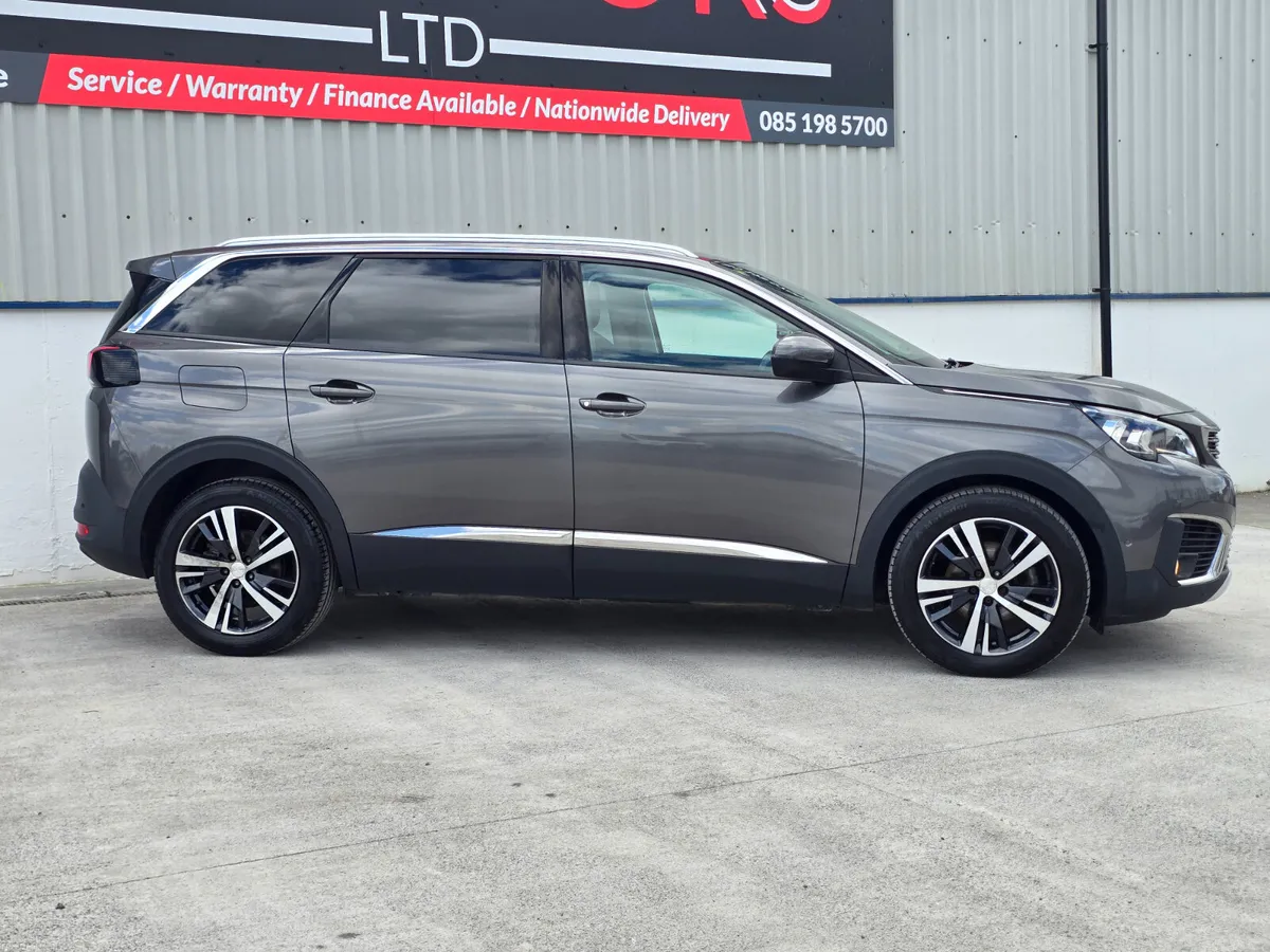 PEUGEOT 5008 2018 7 SEATER HIGH SPEC ALLURE - Image 4