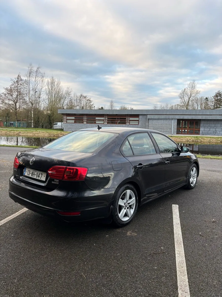 2013 Volkswagen Jetta❗️LOW MILES & NEW NCT❗️ - Image 4