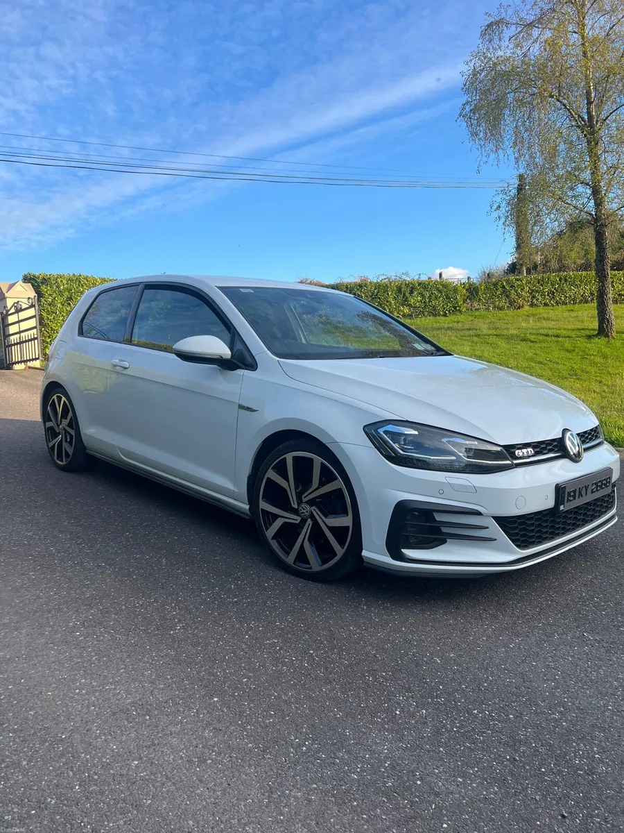 Vw golf gtd 7.5 - Image 1