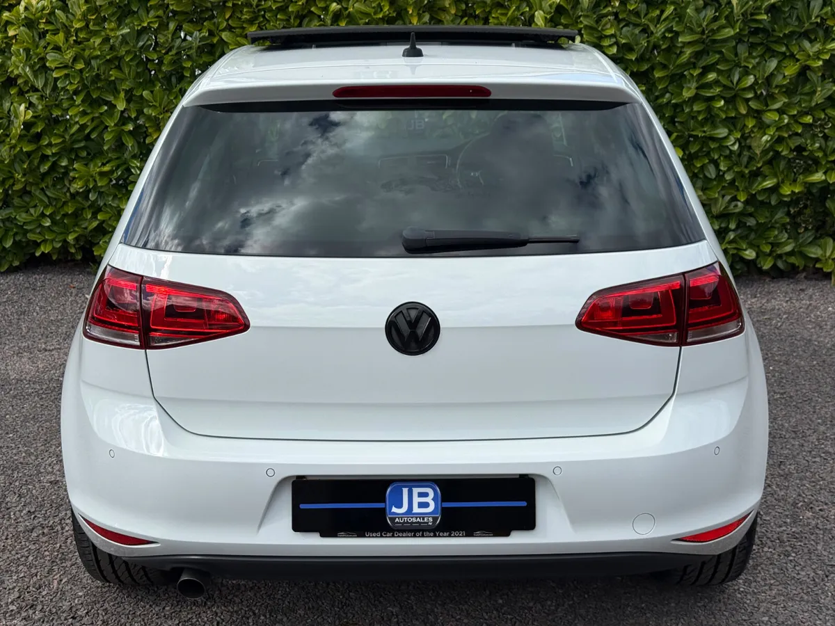 Volkswagen Golf 2017 GT 1.6TDI *Alloys included* - Image 2