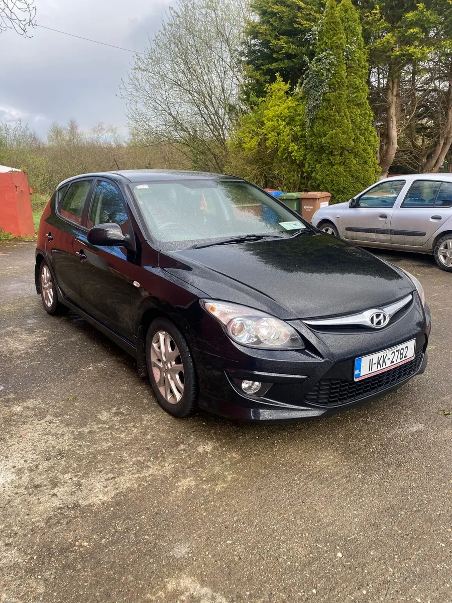 2011 Hyundai i30 - Image 1