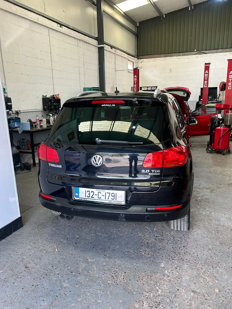 Volkswagen Tiguan 2013 Automatic - Image 3