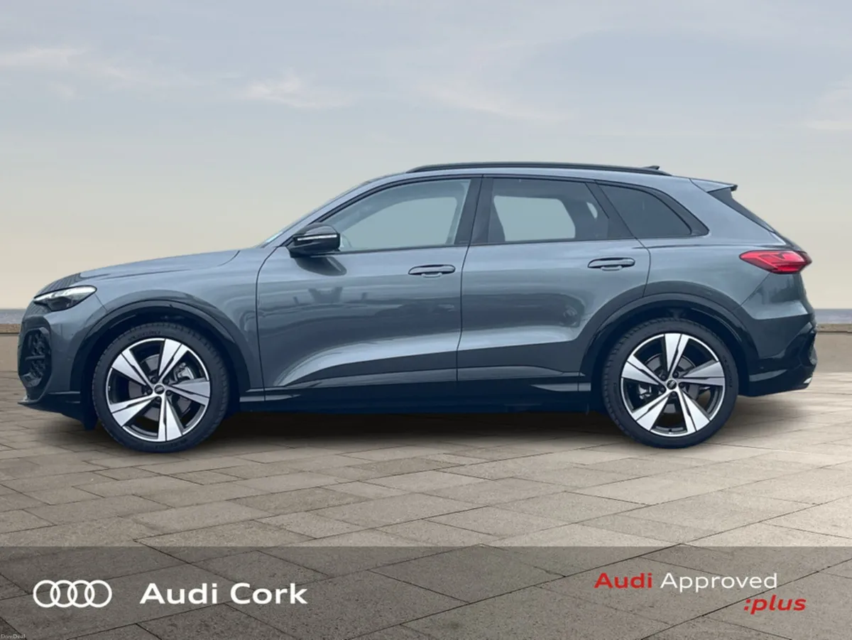 Audi Q5 40TDI 204BHP QUATTRO S-LINE BLACK EDITION - Image 4