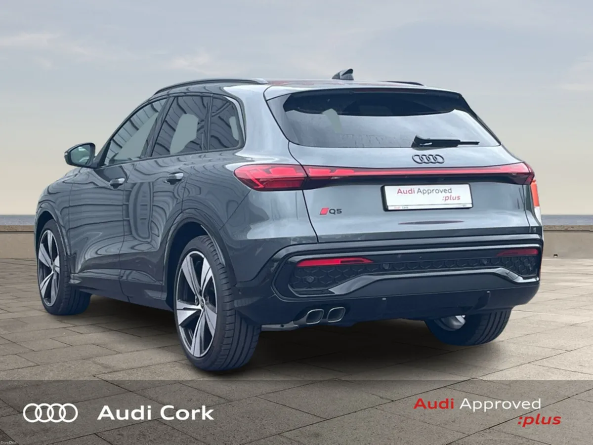 Audi Q5 40TDI 204BHP QUATTRO S-LINE BLACK EDITION - Image 5