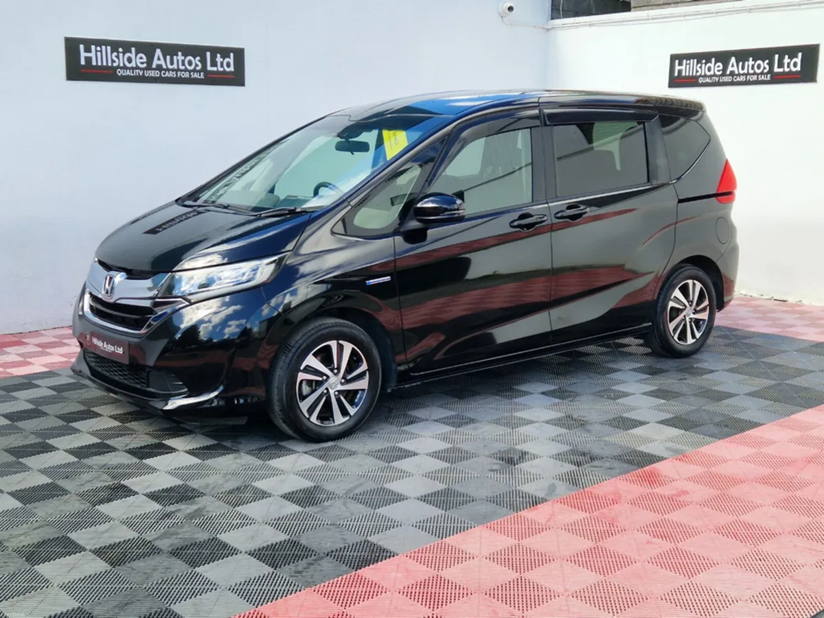 Honda Freed G MODEL 7 SEATER , PETROL HYBRID 1.5 A - Image 4
