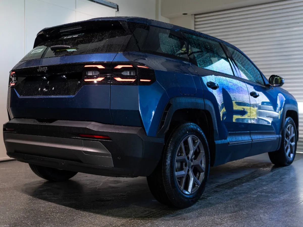 Jeep Compass ALTITUDE E-HYBRID 1.2 145hp DCT6 FWD - Image 4