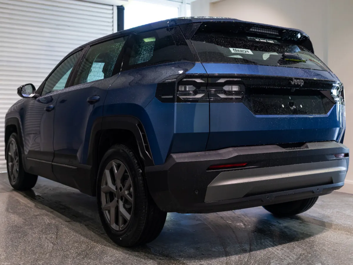 Jeep Compass ALTITUDE E-HYBRID 1.2 145hp DCT6 FWD - Image 6
