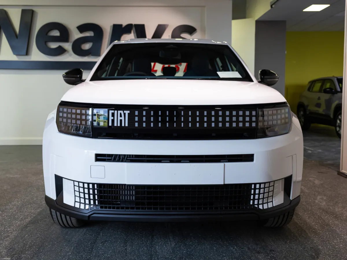 Fiat Grande Panda ICON 1.2 110HP 48V HYBRID eDCT-6 - Image 2