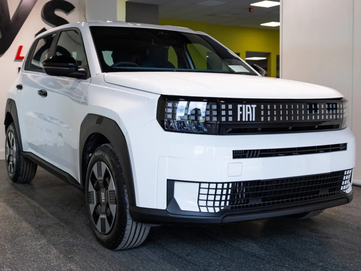 Fiat Grande Panda ICON 1.2 110HP 48V HYBRID eDCT-6 - Image 1