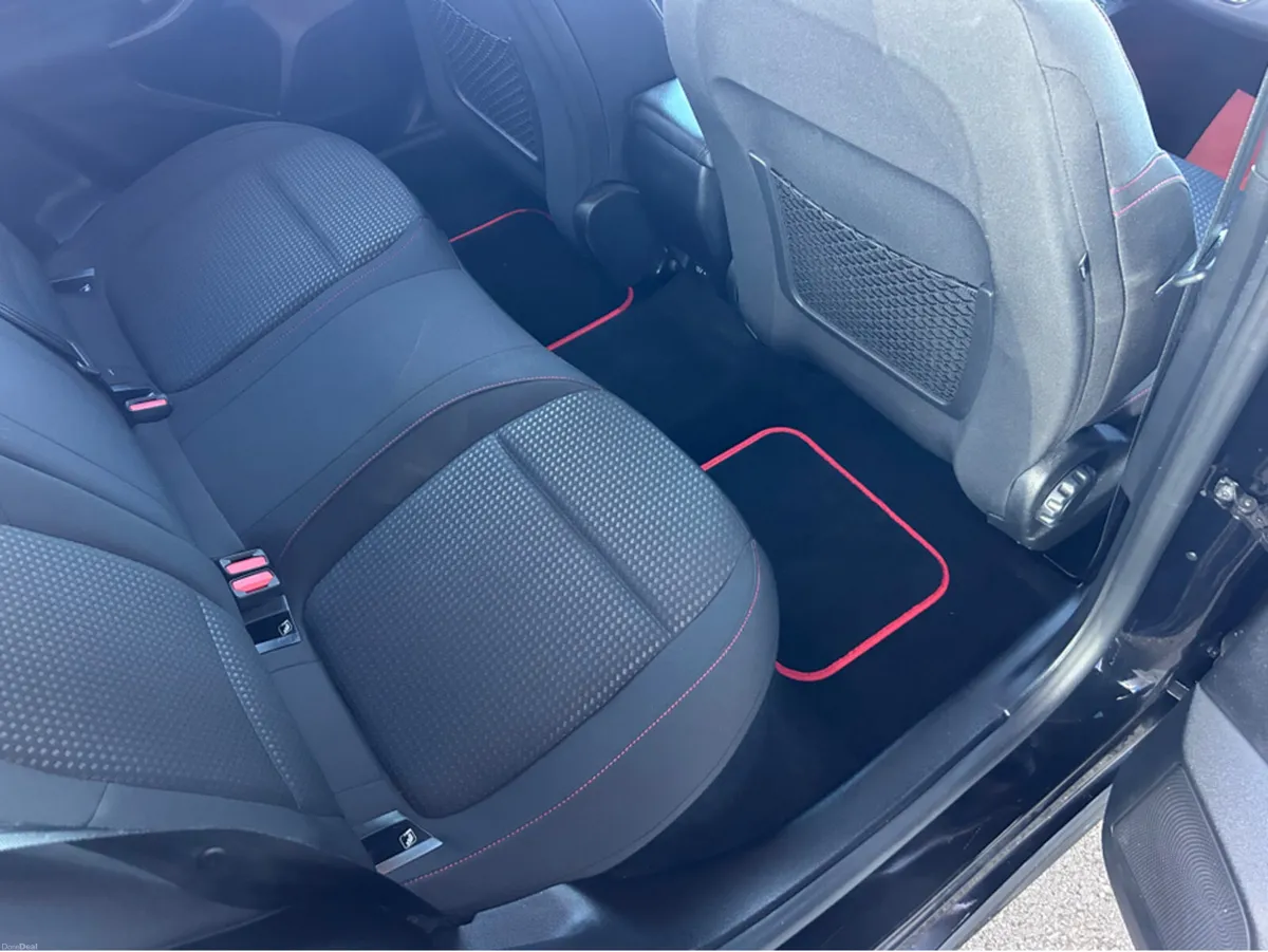 Ford Focus ST-LINE EDITION 5DR 1.0T1 1.0T125 MHE - Image 2