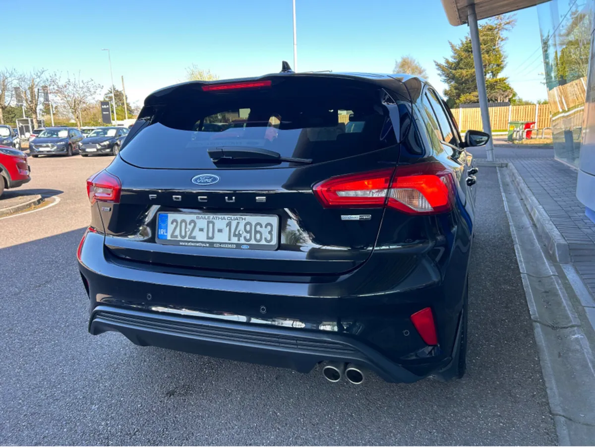 Ford Focus ST-LINE EDITION 5DR 1.0T1 1.0T125 MHE - Image 4